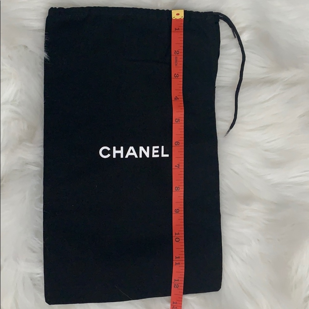 CHANEL l shoe dustbag.